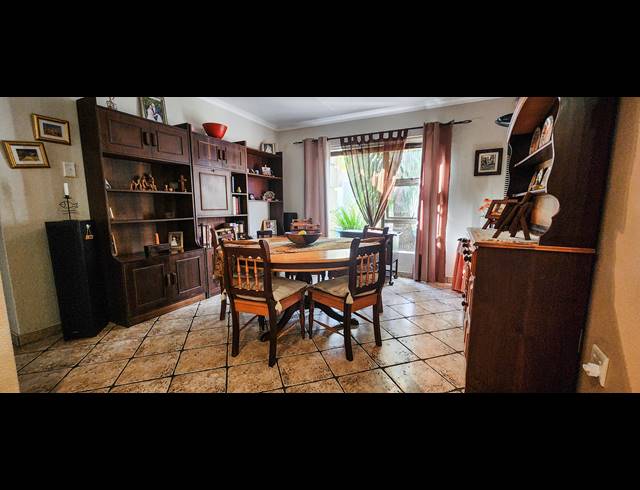 3 BEDROOM HOUSE FOR SALE IN VANDERBIJLPARK SW 5